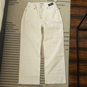 Abercrombie and Fitch 90s Relaxed White Jeans